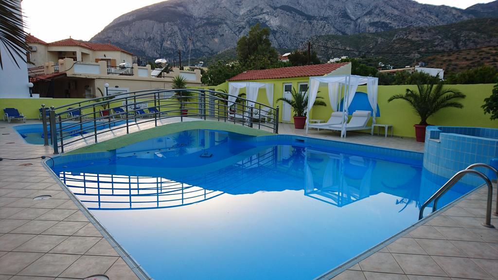Hotel Mando Marathokampos Exterior photo
