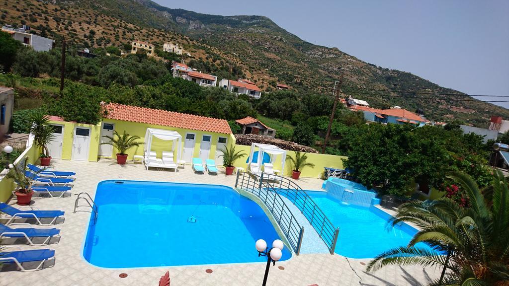 Hotel Mando Marathokampos Exterior photo