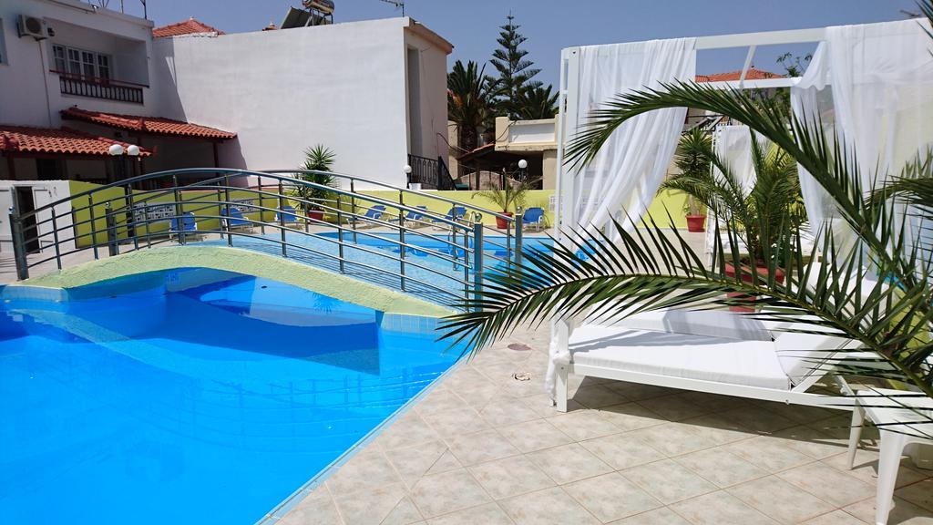 Hotel Mando Marathokampos Exterior photo