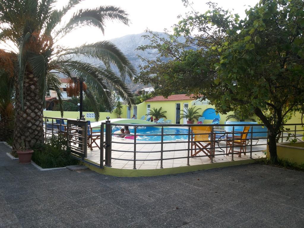 Hotel Mando Marathokampos Exterior photo